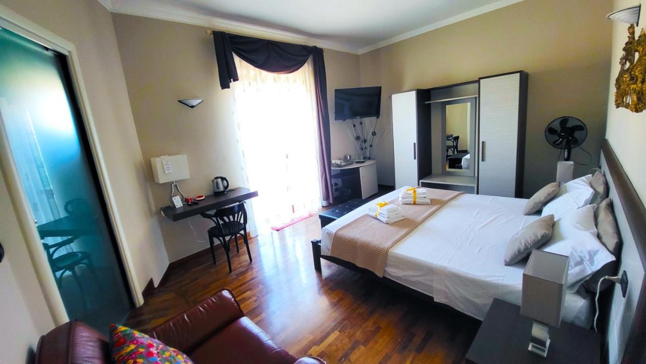 Bed and Breakfast Attico Barocco Лечче Экстерьер фото